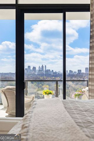 2425 Peachtree Road NE 1704, Atlanta, GA 30305