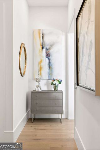 2425 Peachtree Road NE 1704, Atlanta, GA 30305