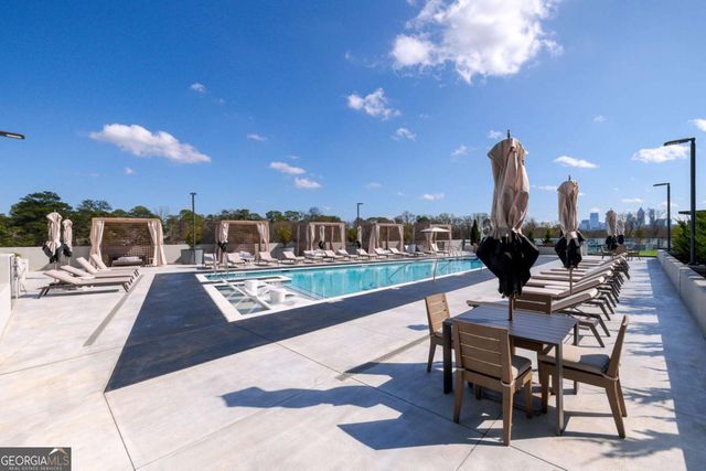 2425 Peachtree Road NE 1704, Atlanta, GA 30305