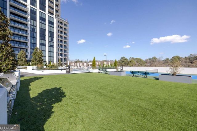 2425 Peachtree Road NE 1704, Atlanta, GA 30305