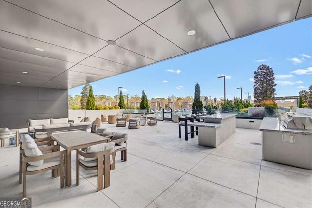 2425 Peachtree Road NE 1704, Atlanta, GA 30305