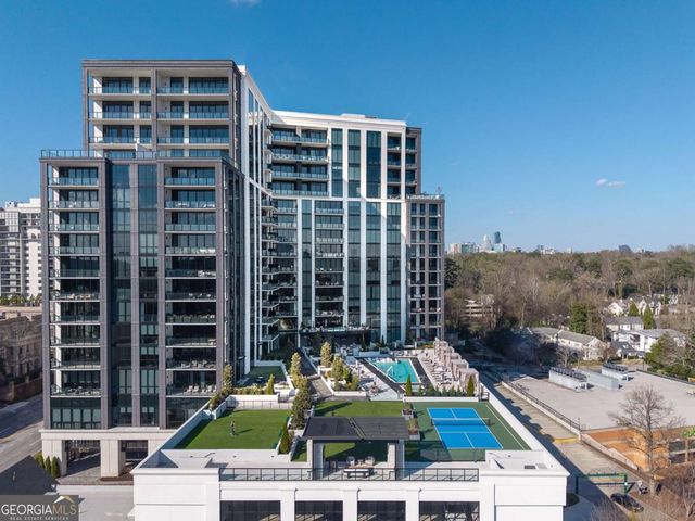 2425 Peachtree Road NE 1704, Atlanta, GA 30305
