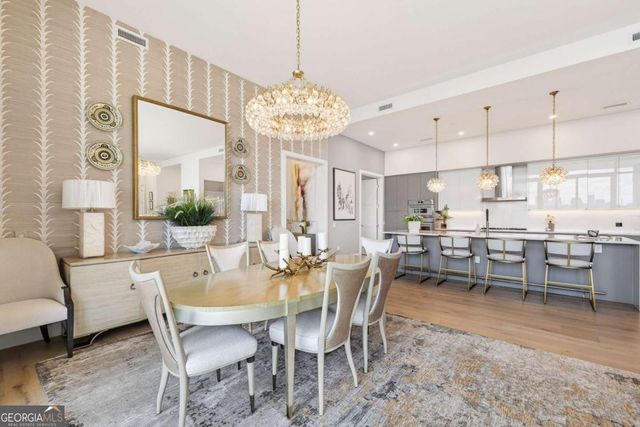 2425 Peachtree Road NE 1704, Atlanta, GA 30305