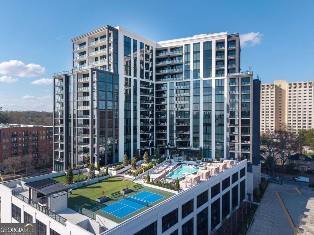 2425 Peachtree Road NE 1704, Atlanta, GA 30305