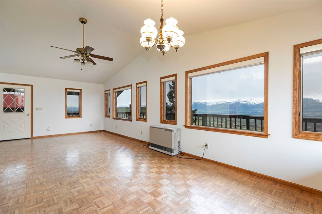 1543 Echo Mountain Road, Corvallis, MT 59828 photo 4