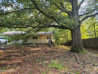 122 Frasier Rd, Florence, MS 39073
