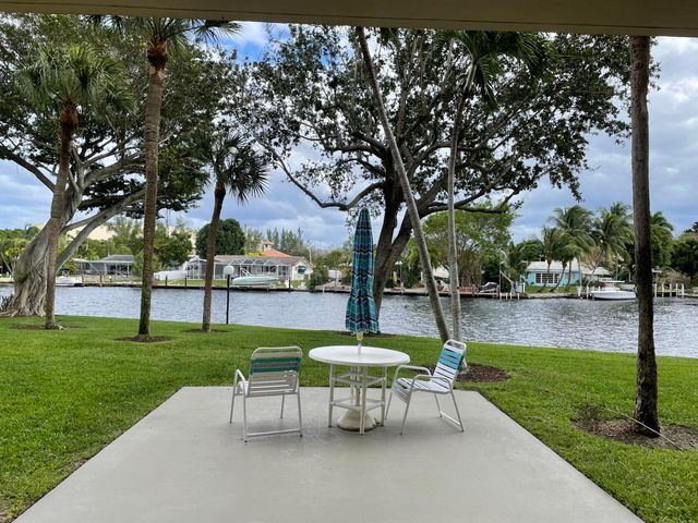 14 Royal Palm Way 204, Boca Raton, FL 33432