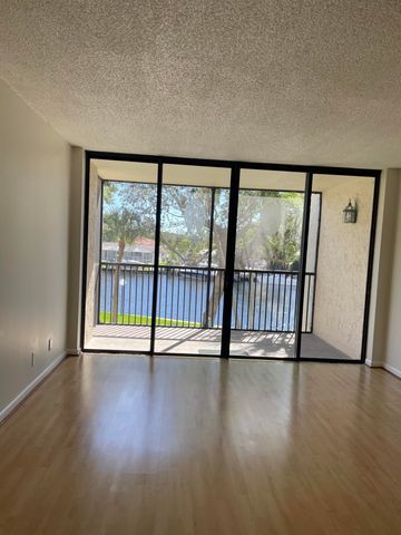 14 Royal Palm Way 204, Boca Raton, FL 33432