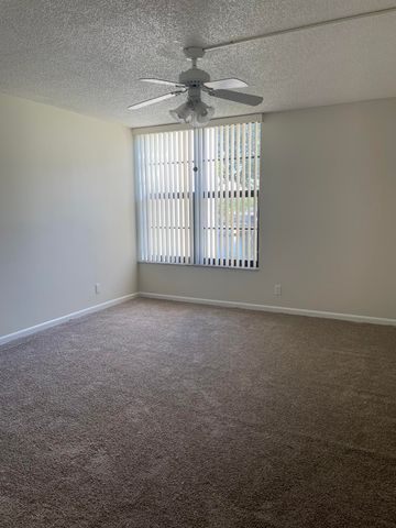 14 Royal Palm Way 204, Boca Raton, FL 33432