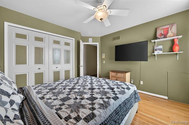 964 Henry Ruff Rd. Road, Garden City, MI 48135