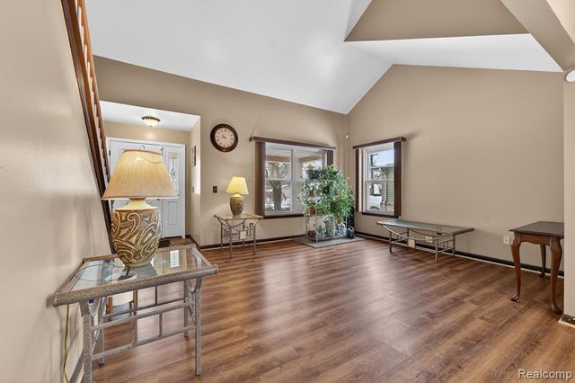 964 Henry Ruff Rd. Road, Garden City, MI 48135