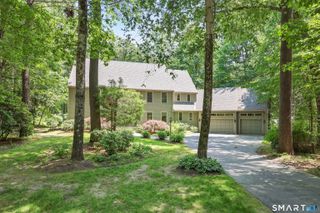 3 Eton Place, Farmington, CT 06032
