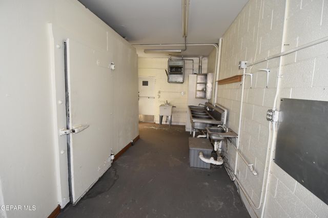 5002 Trowbridge Drive, El Paso, TX 79903