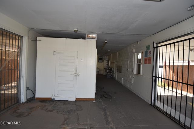 5002 Trowbridge Drive, El Paso, TX 79903