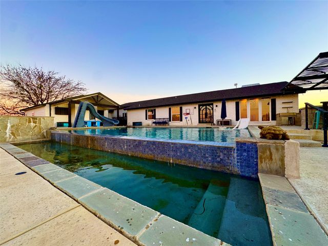 5068 S FM 5, Aledo, TX 76008