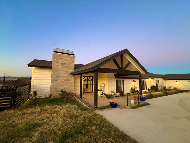 5068 S FM 5, Aledo, TX 76008