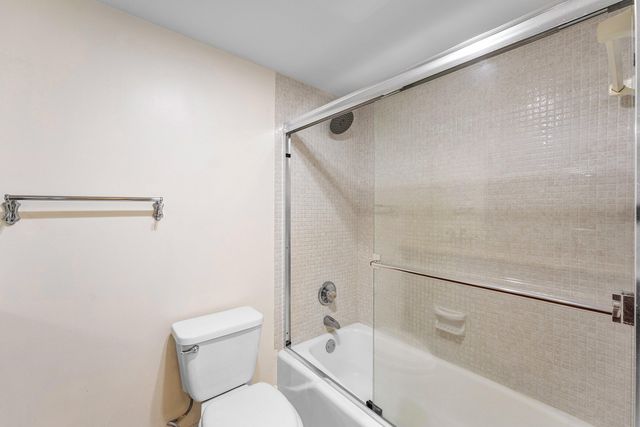 3150 NE 48th Court 411, Lighthouse Point, FL 33064