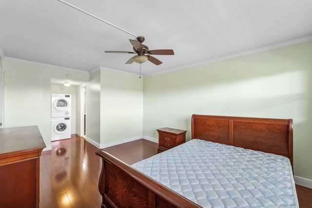 3150 NE 48th Court 411, Lighthouse Point, FL 33064