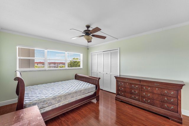3150 NE 48th Court 411, Lighthouse Point, FL 33064