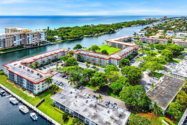 3150 NE 48th Court 411, Lighthouse Point, FL 33064