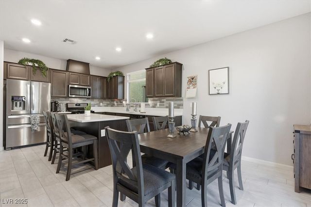 6955 Feather Hill Street, North Las Vegas, NV 89086