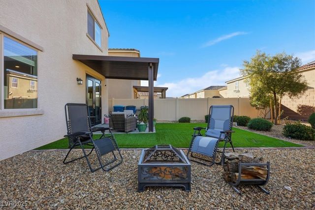 6955 Feather Hill Street, North Las Vegas, NV 89086