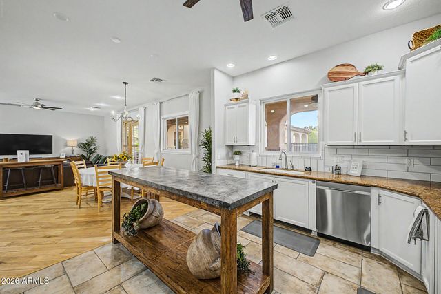 11102 E VICTORIA Street, Chandler, AZ 85248