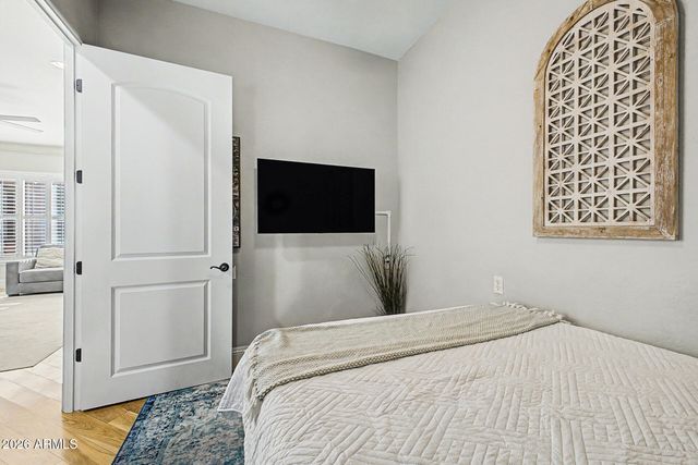 11102 E VICTORIA Street, Chandler, AZ 85248