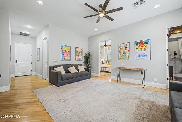 11102 E VICTORIA Street, Chandler, AZ 85248