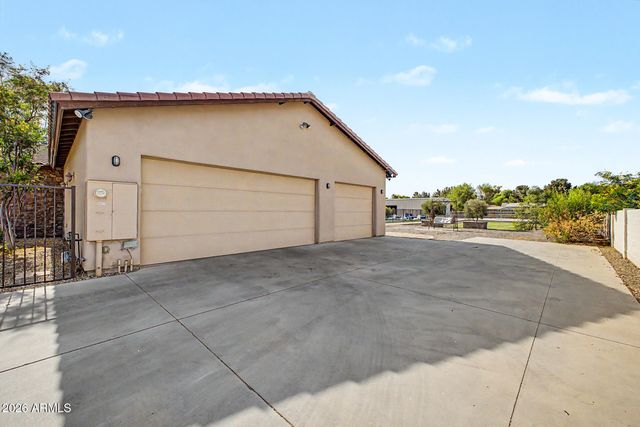 11102 E VICTORIA Street, Chandler, AZ 85248