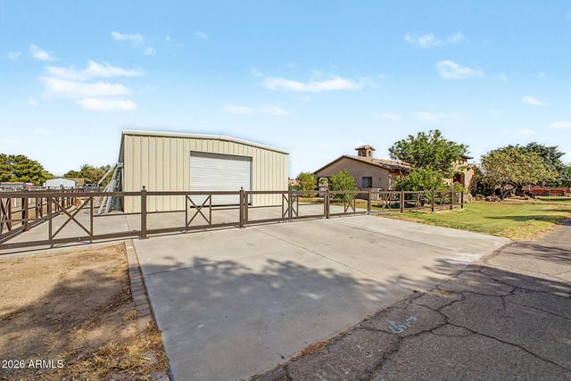 11102 E VICTORIA Street, Chandler, AZ 85248