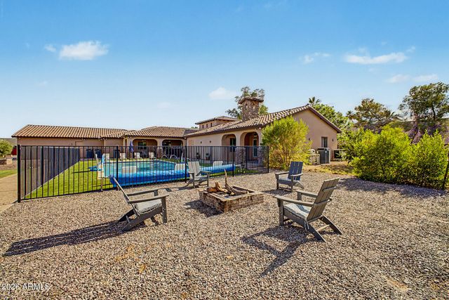 11102 E VICTORIA Street, Chandler, AZ 85248