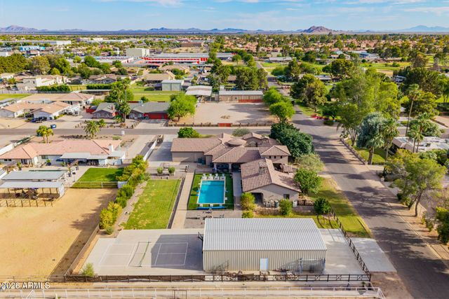 11102 E VICTORIA Street, Chandler, AZ 85248