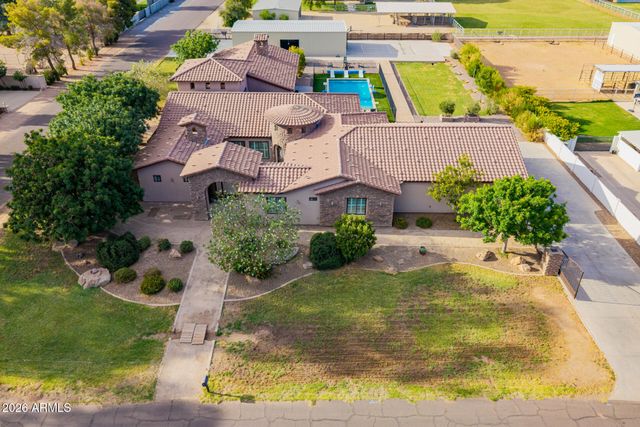 11102 E VICTORIA Street, Chandler, AZ 85248
