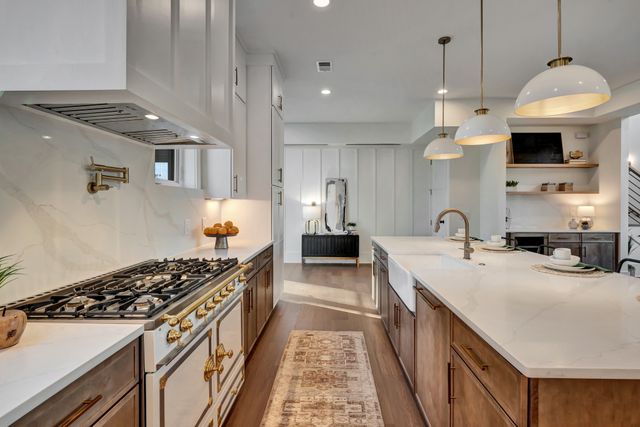 419 Lewisburg Ave, Franklin, TN 37064