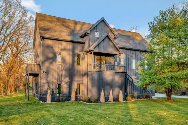 419 Lewisburg Ave, Franklin, TN 37064