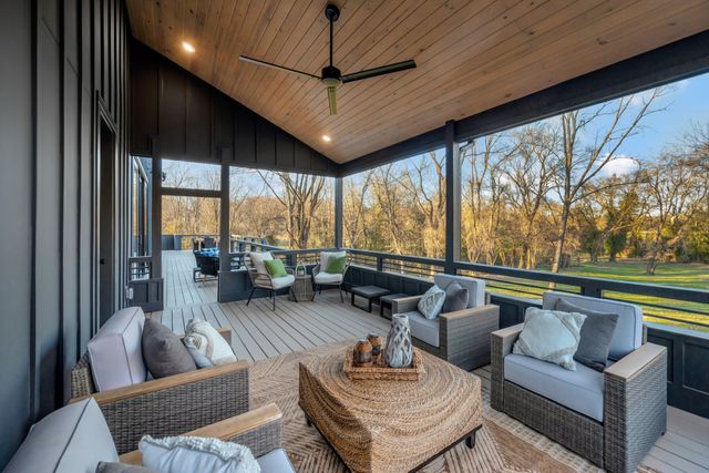 419 Lewisburg Ave, Franklin, TN 37064