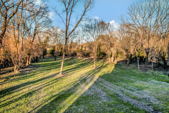 419 Lewisburg Ave, Franklin, TN 37064