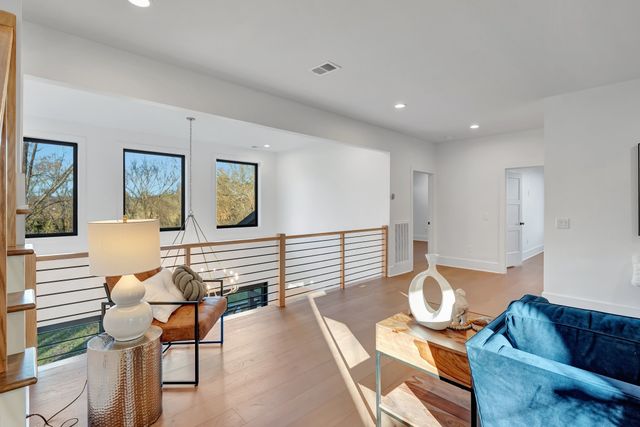 419 Lewisburg Ave, Franklin, TN 37064