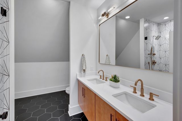 419 Lewisburg Ave, Franklin, TN 37064