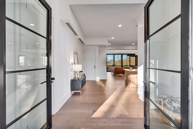 419 Lewisburg Ave, Franklin, TN 37064