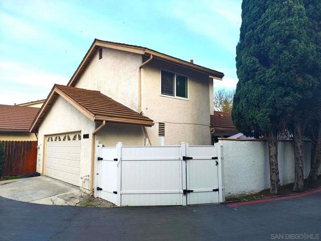 14491 Pinewood Rd, Tustin, CA 92780