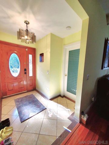 14491 Pinewood Rd, Tustin, CA 92780