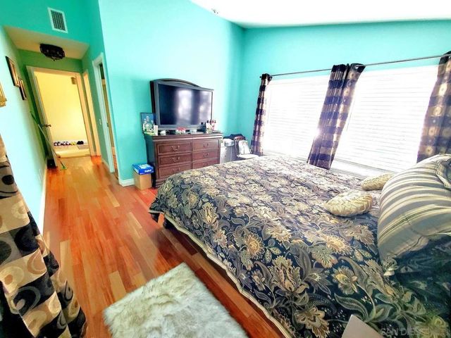 14491 Pinewood Rd, Tustin, CA 92780