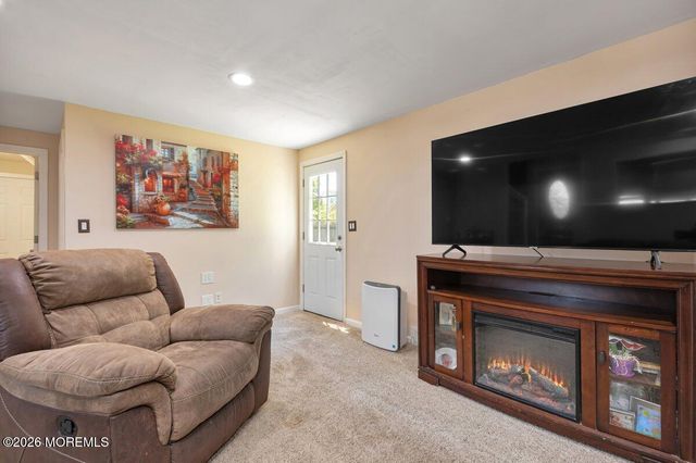 5 Scholer Drive, Union Beach, NJ 07735