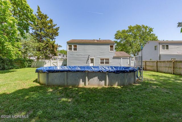 5 Scholer Drive, Union Beach, NJ 07735