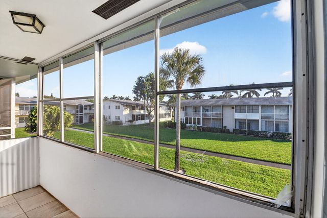 46 Waltham B, West Palm Beach, FL 33417