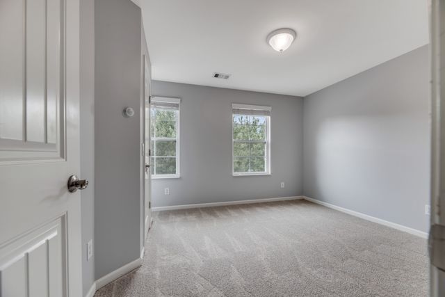 1404 Riverbrook Dr, Hermitage, TN 37076