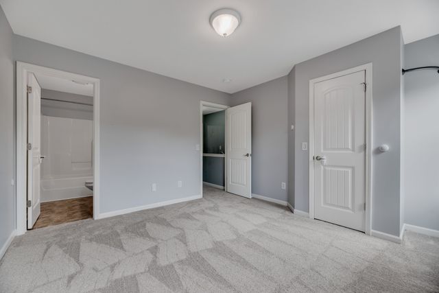 1404 Riverbrook Dr, Hermitage, TN 37076