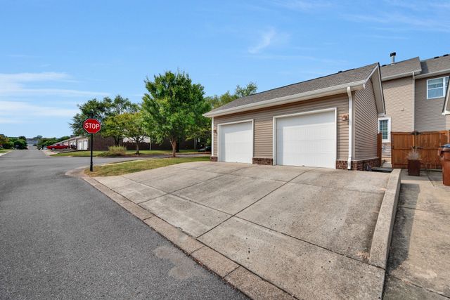 1404 Riverbrook Dr, Hermitage, TN 37076